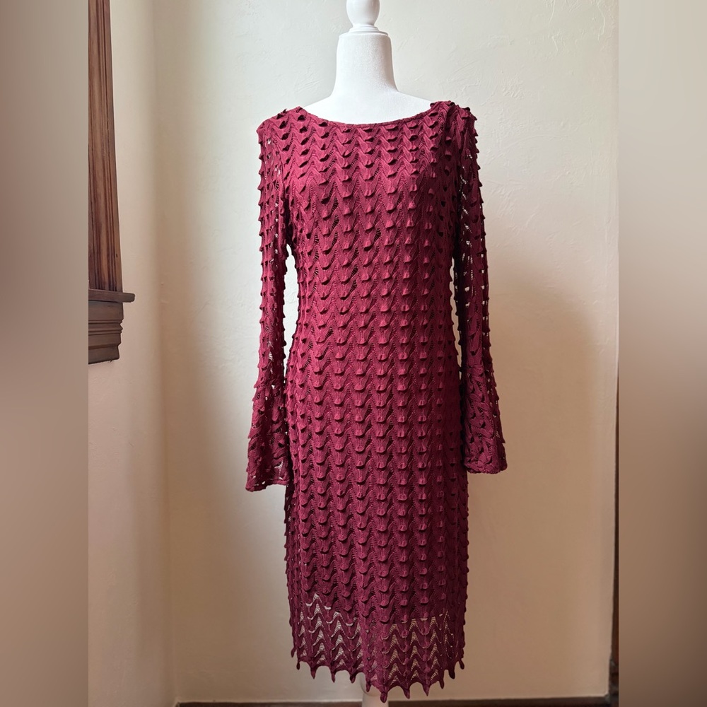 RN Studio Burgundy Lace Sheath Dress Bell Sleeves Size 8